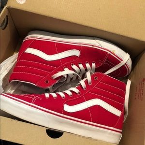 Vans High Top Red